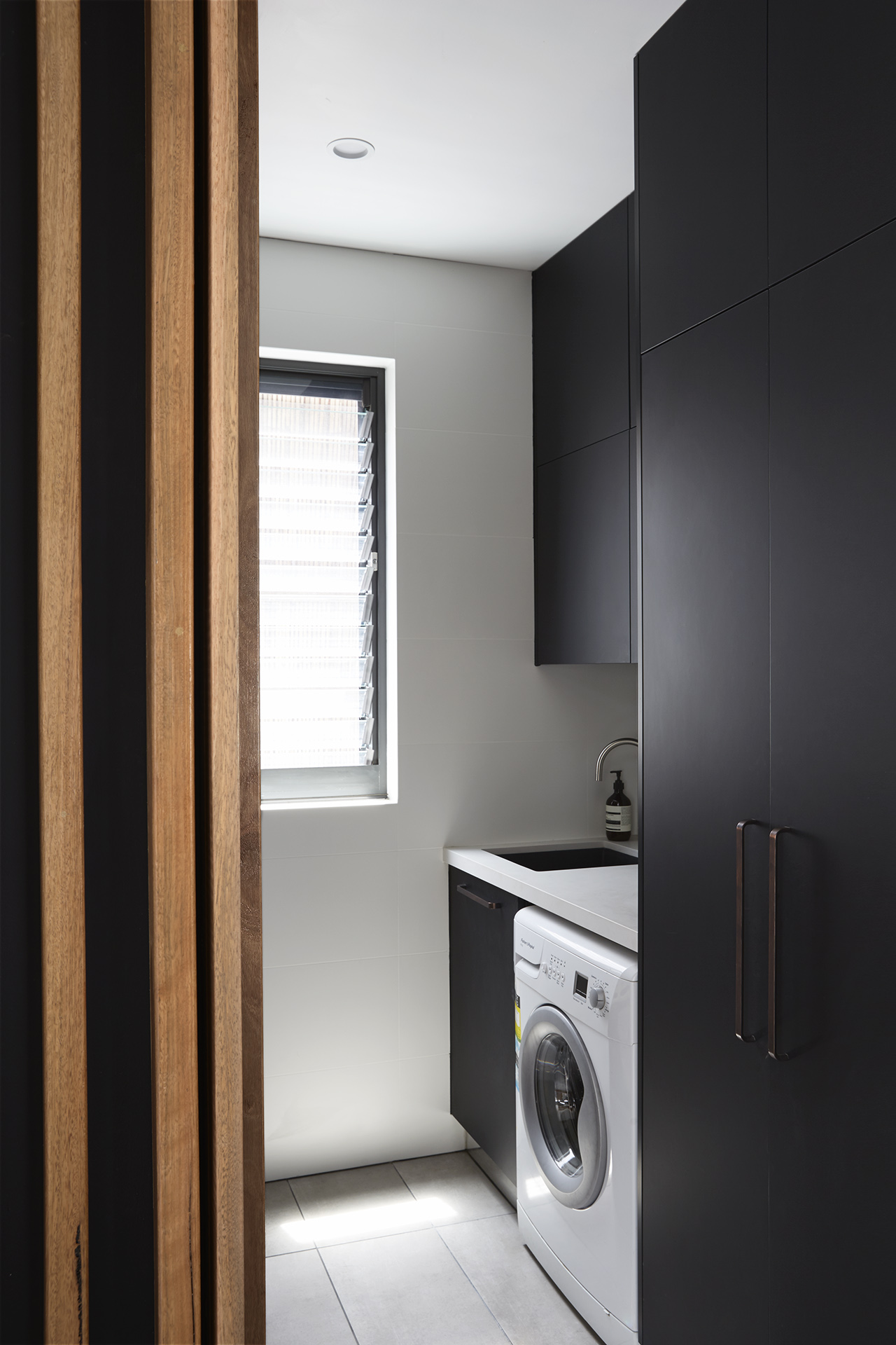 Be proud of your laundry with these luxury design ideas - Collaroy ...